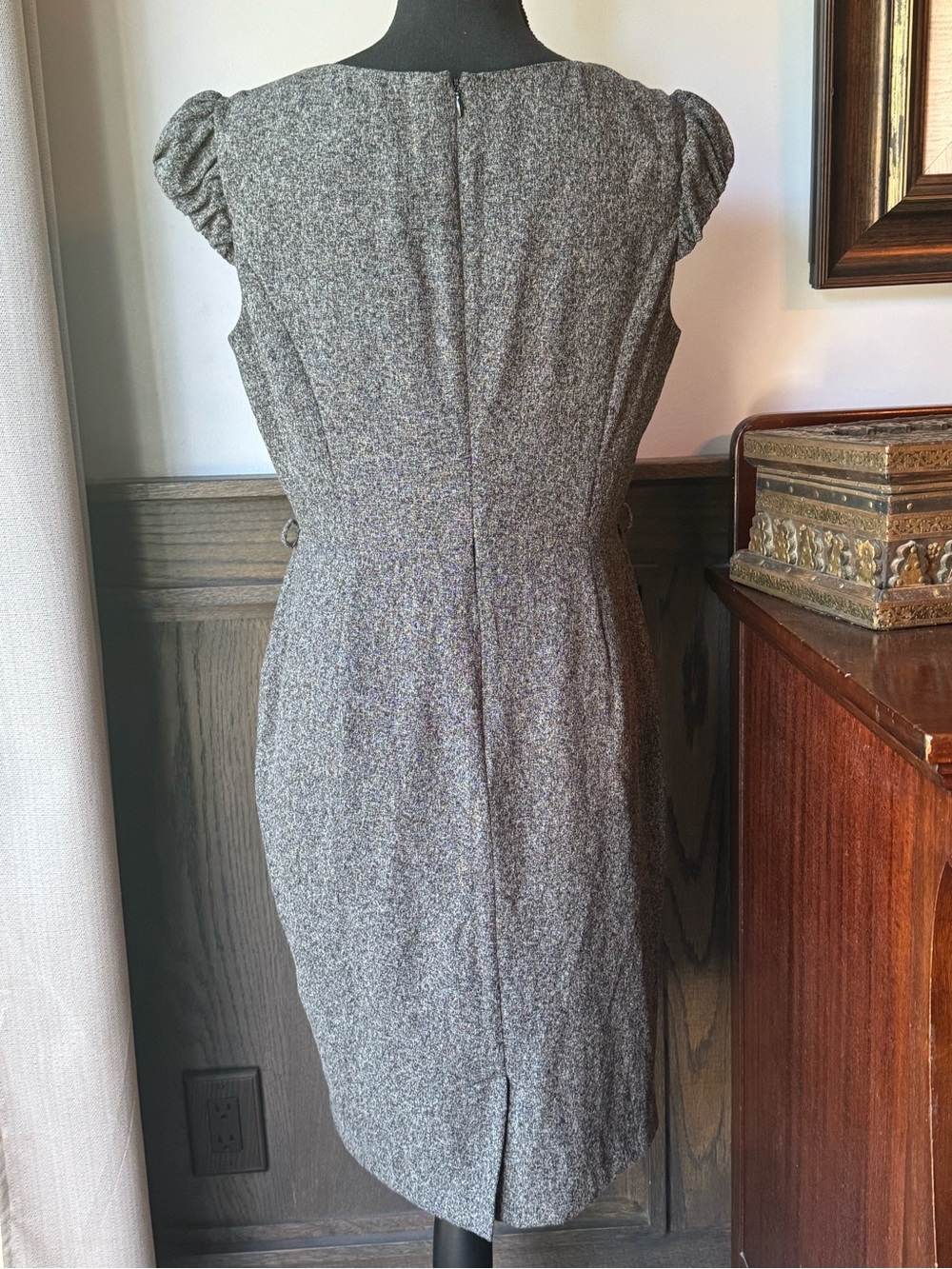 Evan Picone Gray Tweed V-Neck Midi Dress Sz 8 - Picture 4 of 8